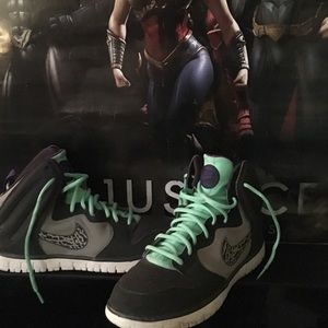 High top Nike air sneaker